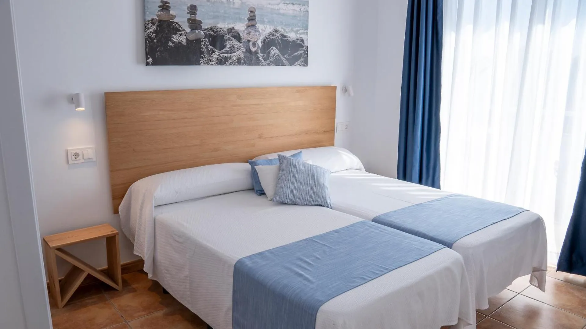 Hotel Camping La Masia Blanes 5*,  España